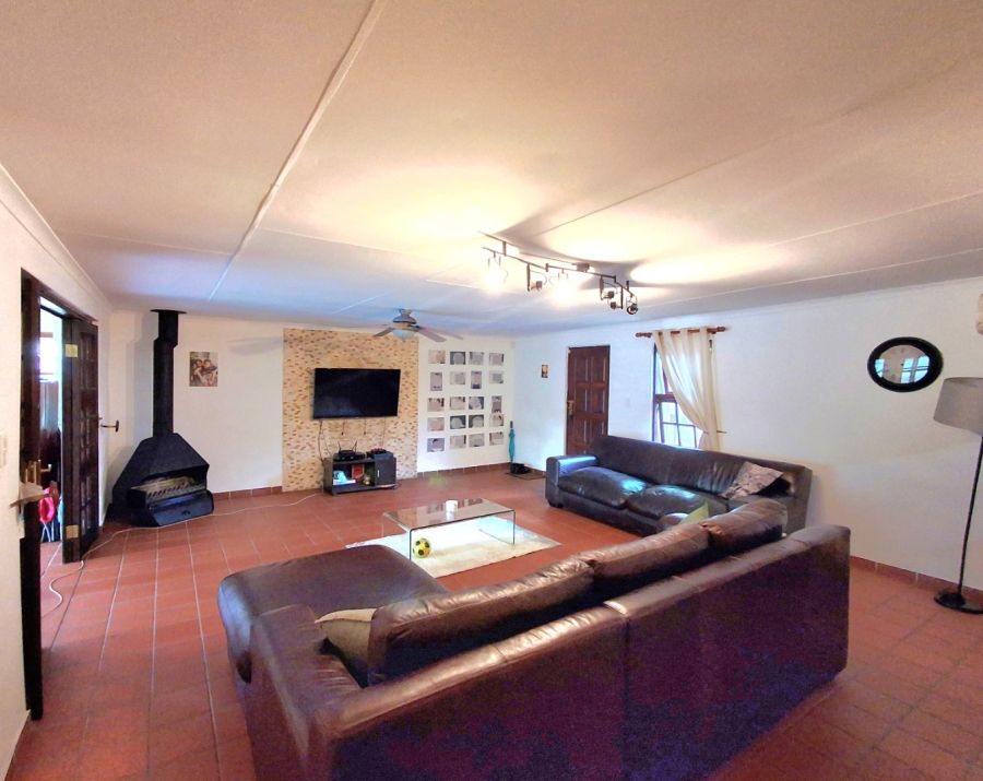 5 Bedroom Property for Sale in Sasolburg Ext 4 Free State